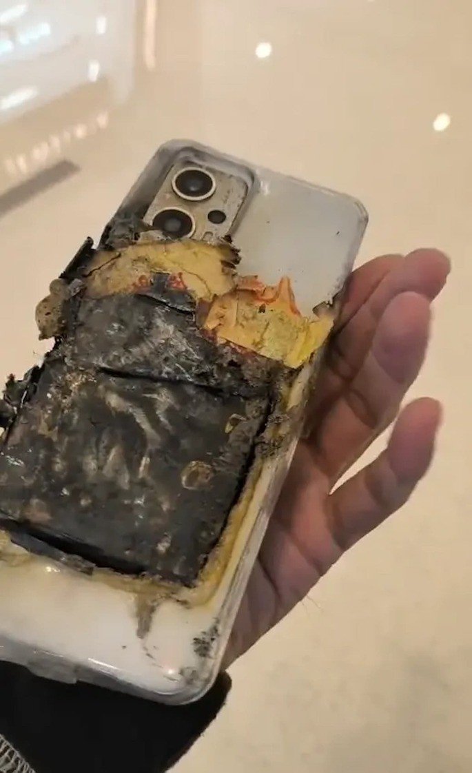El Redmi Note 11T Pro queda destruido tras una explosión en China